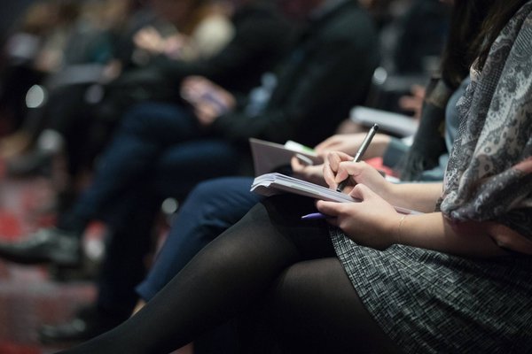 Organisation de séminaire en Occitanie : Guide complet pour un événement réussi